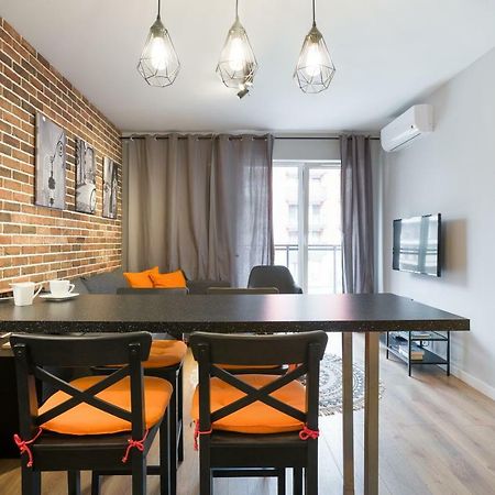 Orange, Modern Apartment In The City Centre Krakau Buitenkant foto
